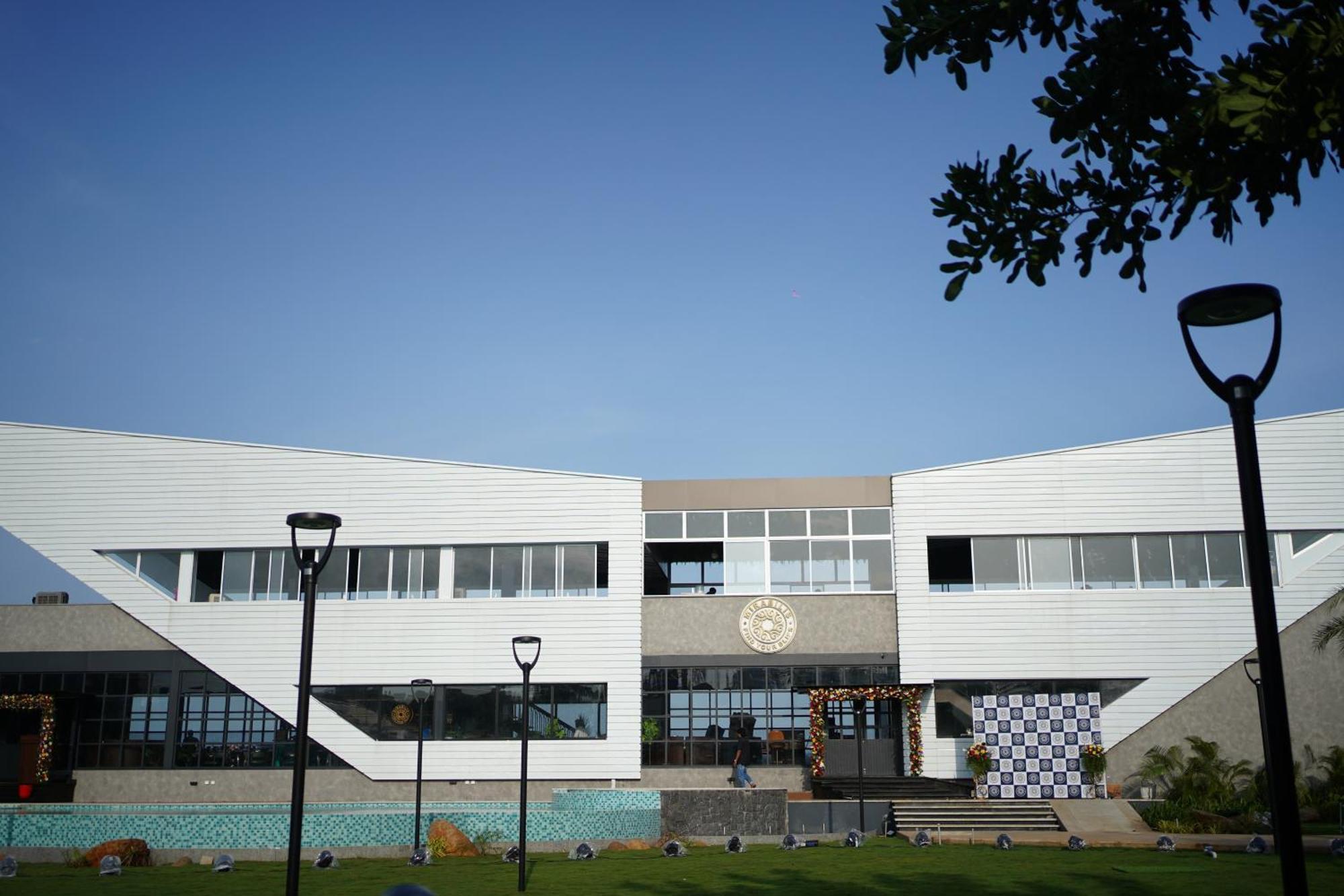 Mstays Ecr By Mirabilis Hotel Chennai Zewnętrze zdjęcie