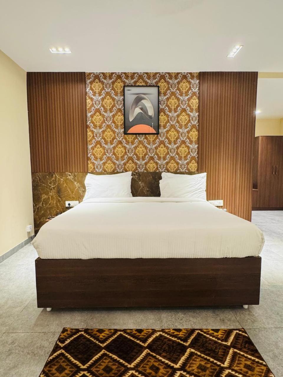 Mstays Ecr By Mirabilis Hotel Chennai Zewnętrze zdjęcie