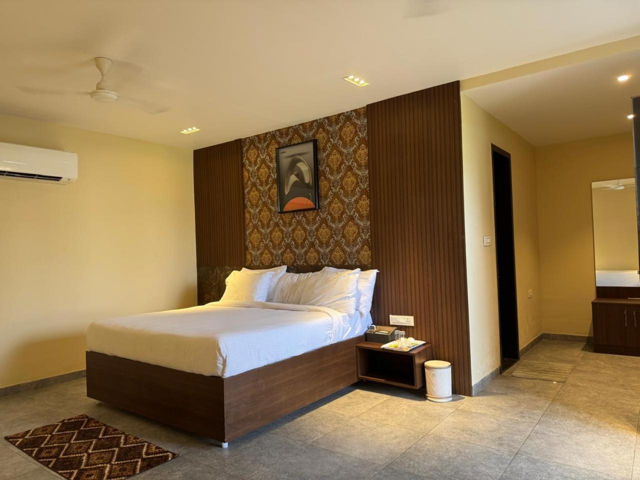 Mstays Ecr By Mirabilis Hotel Chennai Zewnętrze zdjęcie