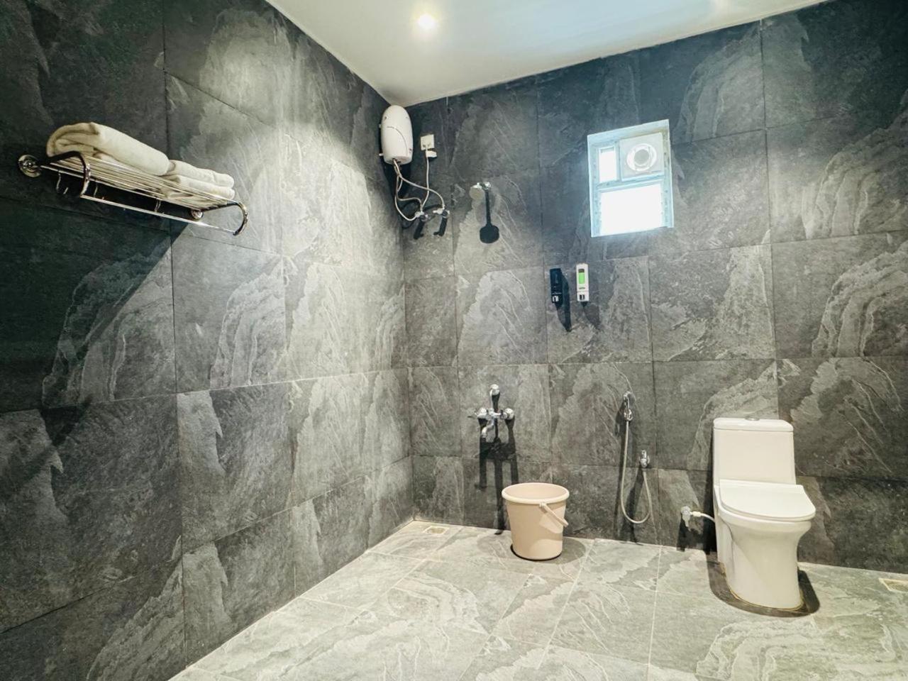 Mstays Ecr By Mirabilis Hotel Chennai Zewnętrze zdjęcie